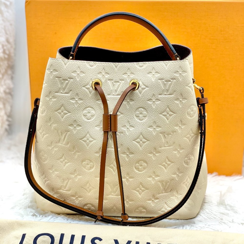 āSOLDā Louis Vuitton Empreinte Cream Neonoe MM bag - Picture 2 of 16